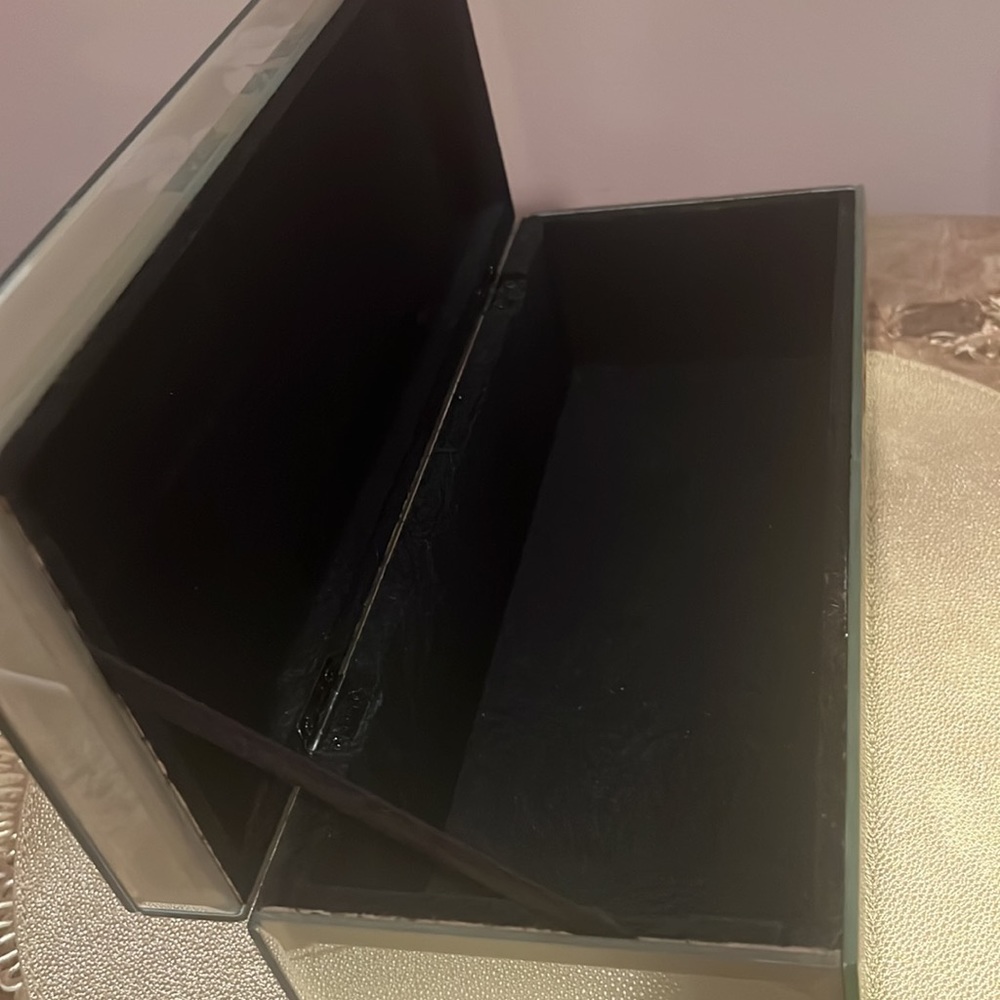 Jewelry/Trinket/Storage Box - Picture 10 of 13